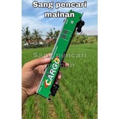 Kereta Api, Gerbong cargo spesialMainan kereta Api Indonesia,satu buah