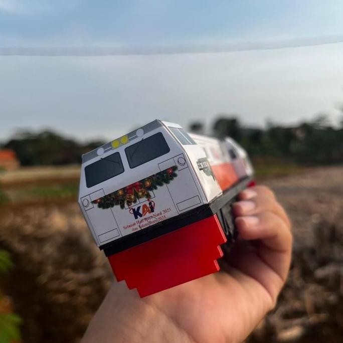 Miniatur Kereta Api Lokomotif cc206 Livery NATARU 2023 Mesin bisa