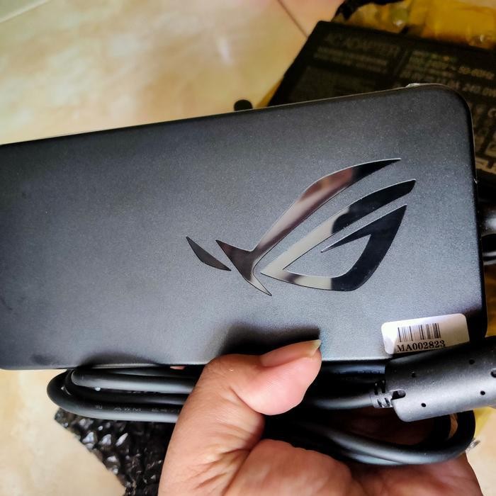 adaptor charger for Rog STRIX SCAR 15 17 240w 20V 12A