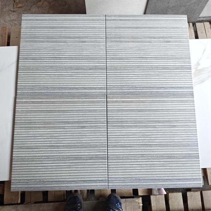 KERAMIK 40x40 URAT KAYU ABU / SERAT KAYU ABU DOFF MATT