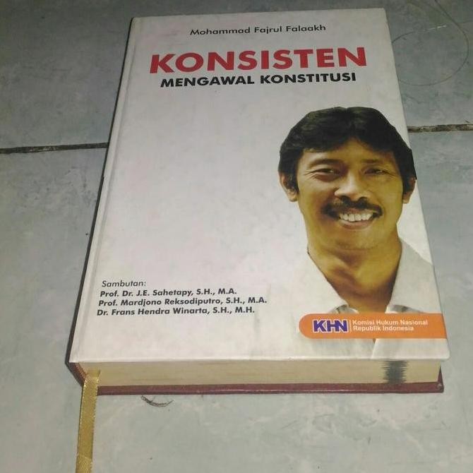 Muhammad Fajrul Falaakh : Konsisten Mengawal Konstitusi Original