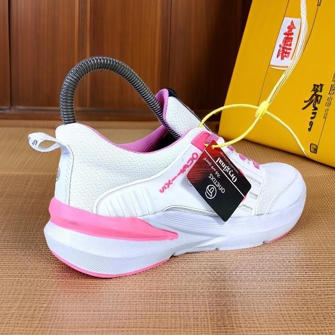 Sepatu Lari Wanita Terbaru Onetixs Original Produk Lokal Brand Outdoor Running