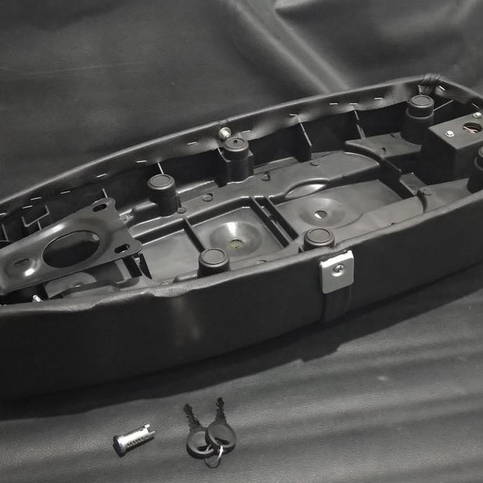 Jok panjang langsung vespa Arcobaleno arco impor