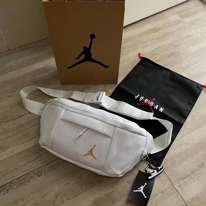 Waistbag Air Jordan Legacy (Tas Selempang pria/ Tas selempang wanita)