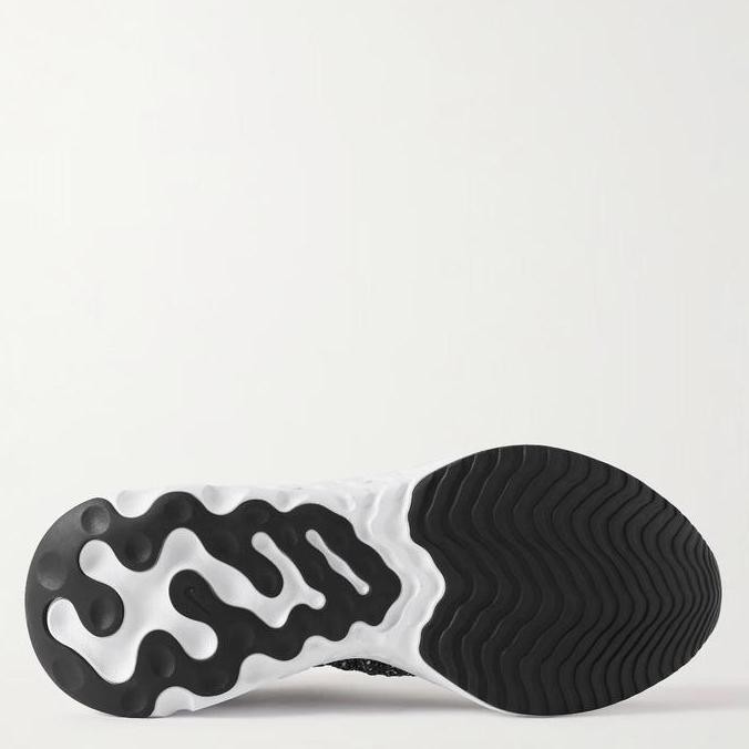 Sepatu Lari Slip On Pria Nike React Phantom Run Flyknit 2 Black White Cj0277-003