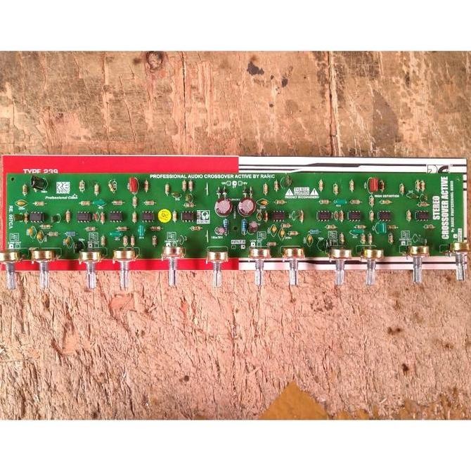 Kit crossover aktif 3 way stereo ( 239 )