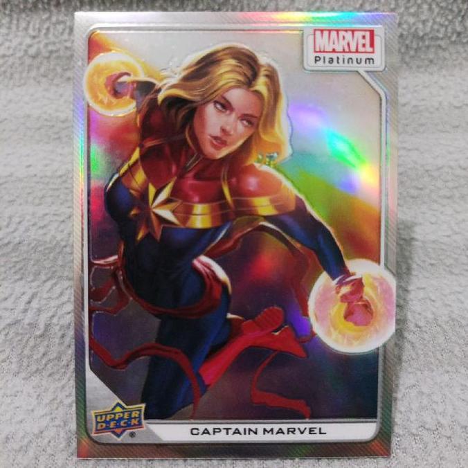 Upper deck marvel platinum 2023 captain marvel rainbow refractor