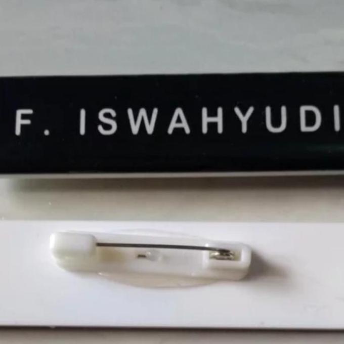 Nama Dada / Name Tag Nama Akrilik