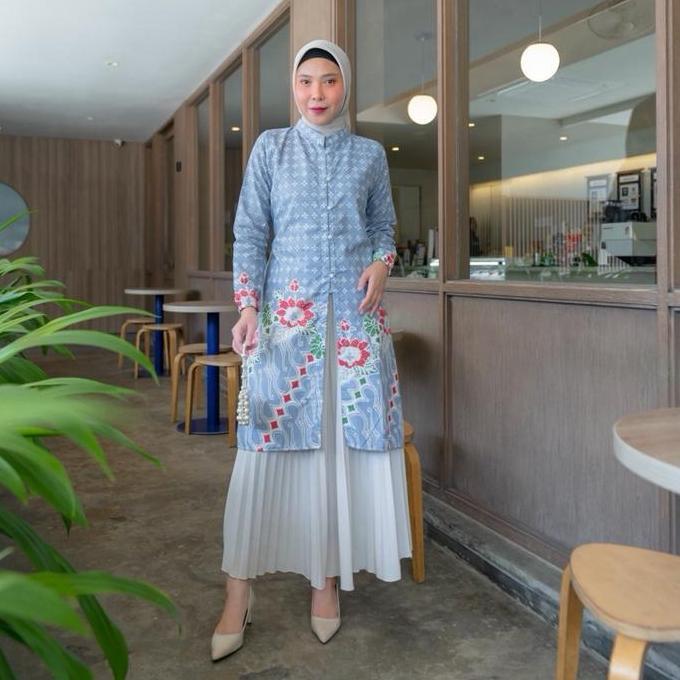 Oioioi- Batik Ravindra Tunik Batik Julia Lengan Panjang Tali Samping