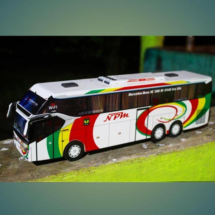Miniatur Bus Miniatur Bis Npm Tronton full lampu