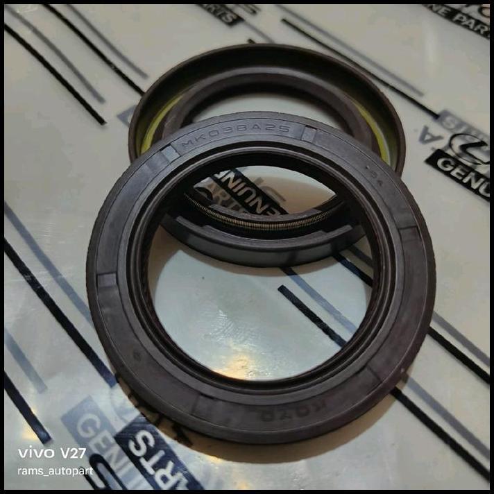 GRATIS ONGKIR OIL SEALS FILTER ENGINE TOYOTA INNOVA REBORN,VRZ , MKK 038 A25 MERK KOYO 