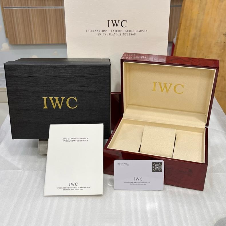 Kotak Jam Tangan IWC Box IWC Mewah Include Book + Papper Bag Diskon