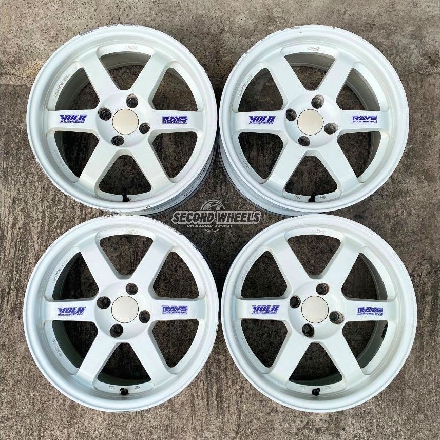 VOLKRAYS TE37 R16