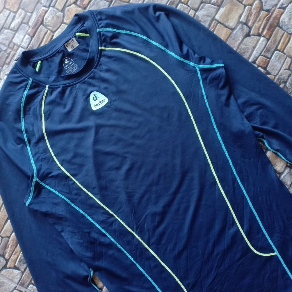Kaos Jersey baselayer DEUTER original preloved, Tshirt longsleeve outdoor brand Deuter