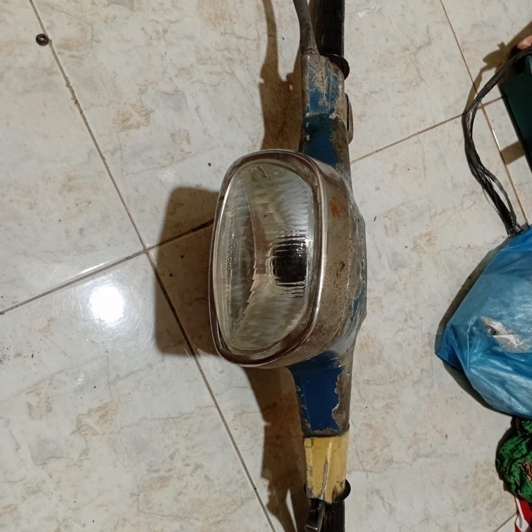 Stang Asbak Vespa Super/Sprint