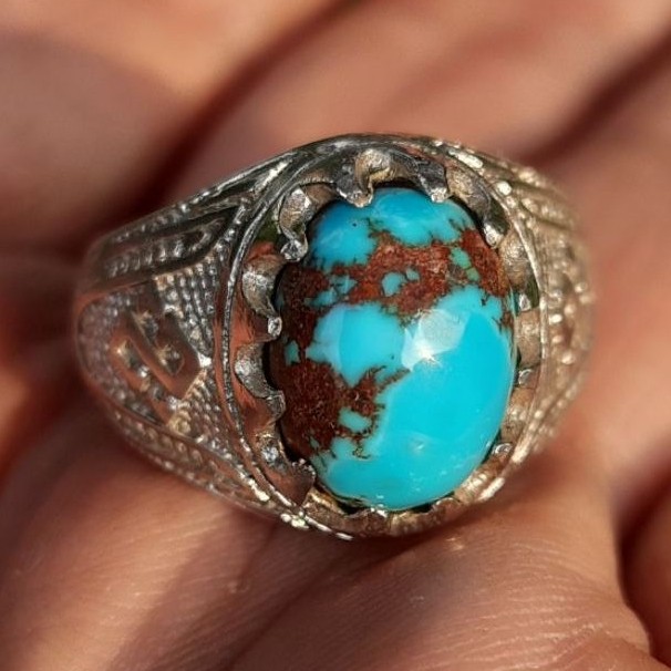 Batu pirus biru persia