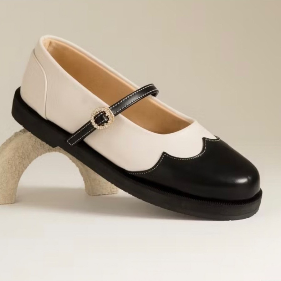 Sepatu Dianable
