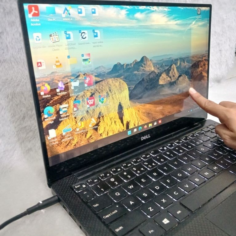 Laptop DELL XPS 13 9343 TOUCHSCREEN – I7 gen 5 8/256