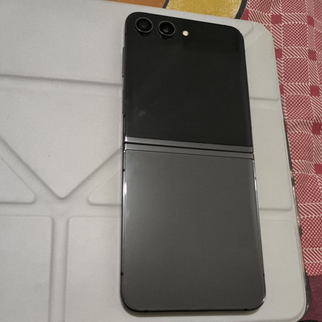 Samsung z Flip 5 minus greenline 512gb