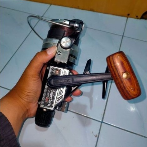 REEL VINTAGE RARE SHIMANO EMBERJACK 9000