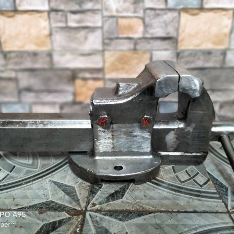 Ragum Besi 5 Inchi Matador Germany Bahan Besi Baja