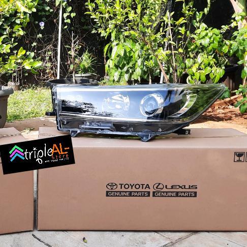 Headlamp Lampu Besar Head Lamp Innova Reborn Venturer baru & Original