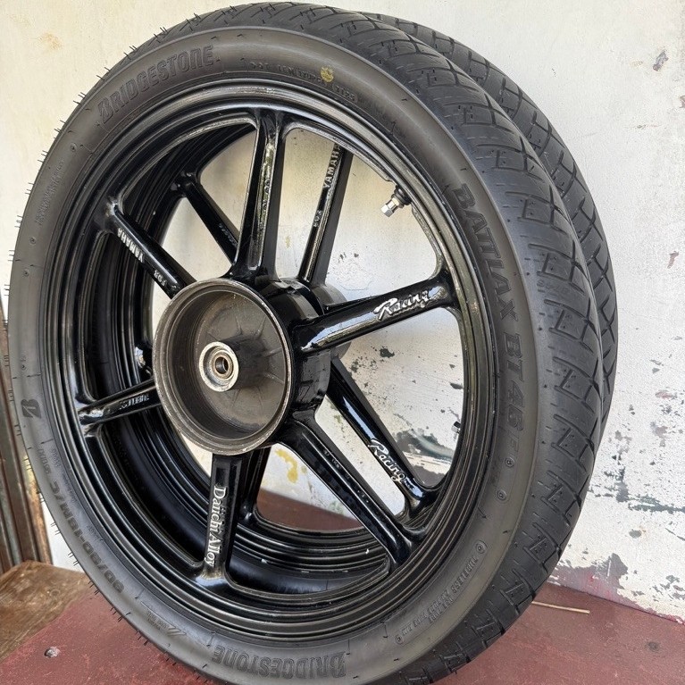 Velg racing daiichi alloy velg daiixhi velg daichi ring 18-160 for Yamaha