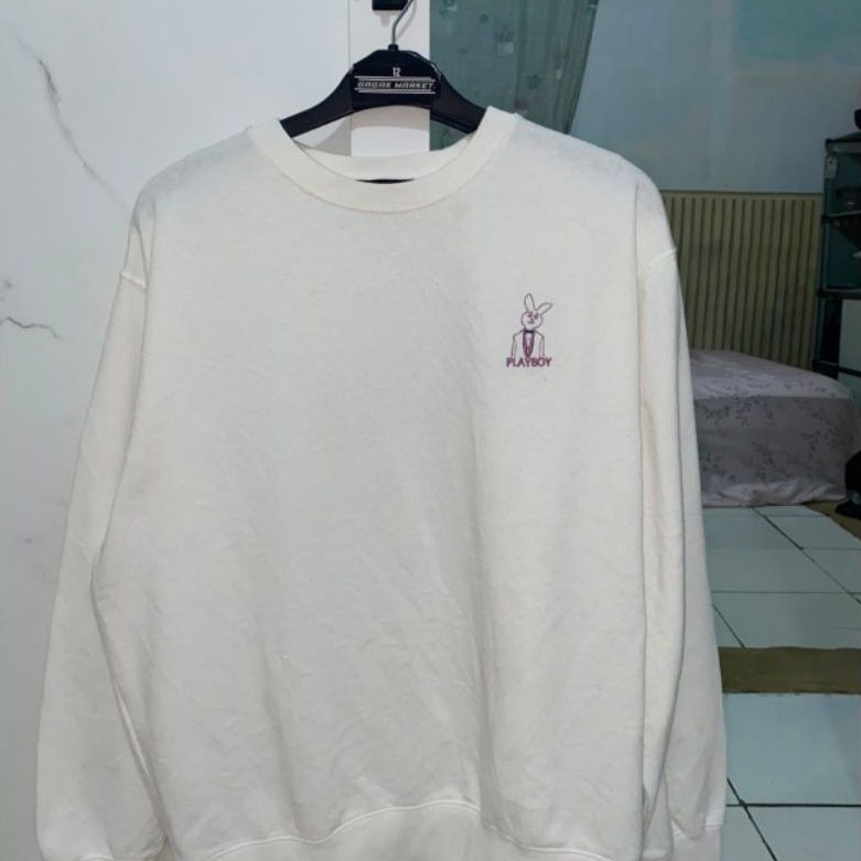 crewneck playboy preloved