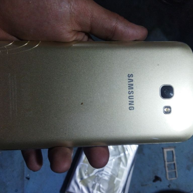 mesin hp Samsung A720f/DS mesin Yala normal