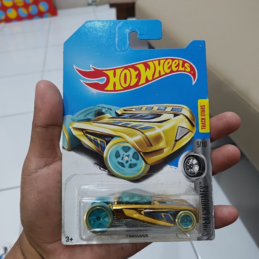 HOT WHEELS JAGO BALAP LOOP RACE JUARA PHARODOX PHARADOX GOLD TH TREASURE HUNT