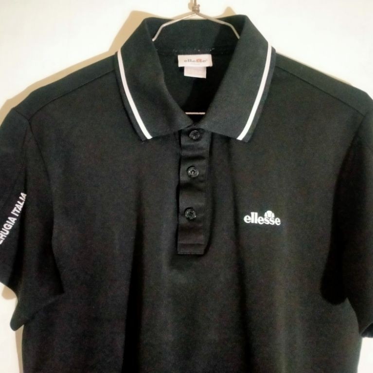 Kaos polo shirt Ellese hitam