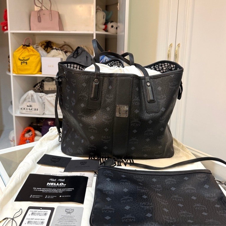 PRELOVED MCM Authentic Liz Reversible Large Tote Bag Black With Pochette Clutch Branded