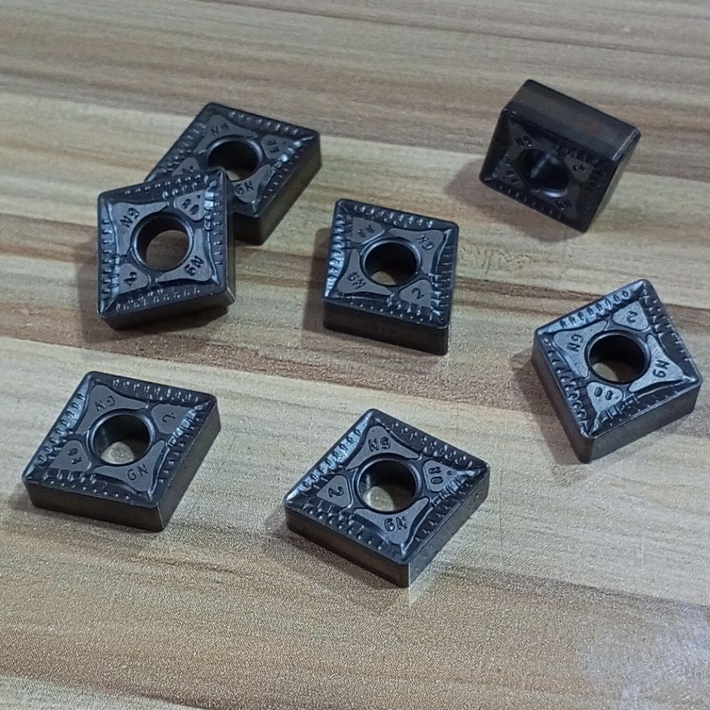 Insert CNMG 120408 ISCAR Carbide Pahat Bubut CNMG120408 Pisau CNMG12 Bekas