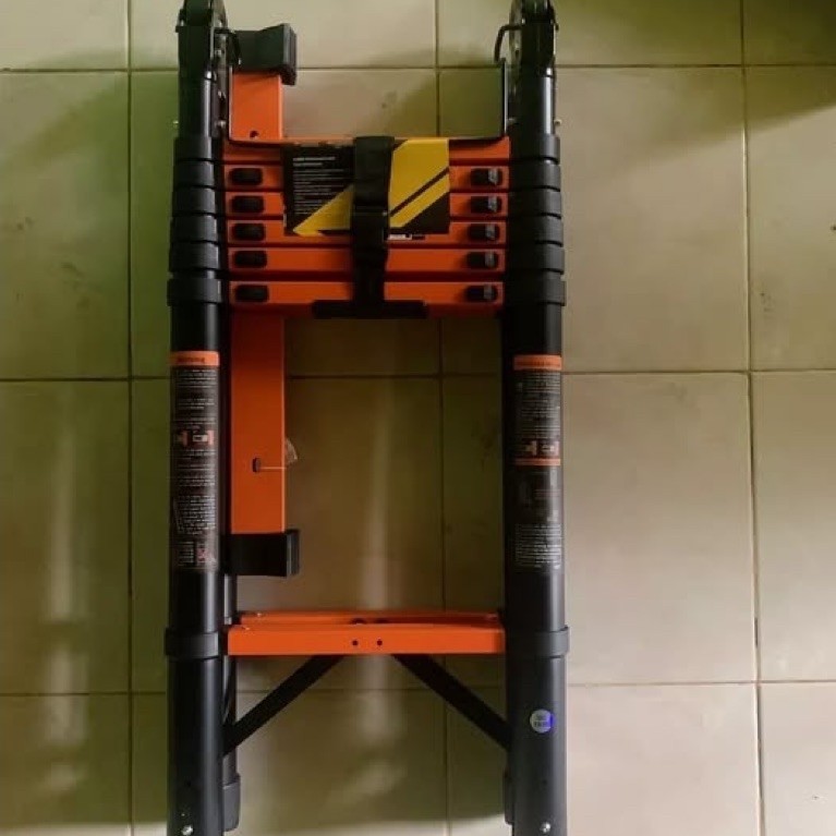 Tangga lipat teleskopik bekas 5.1