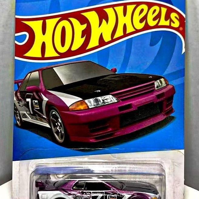 Hotwheels Nissan SkylinHot wheels Super Treasure Hunt Nissan Skyline R32 Legend Tour free protector
