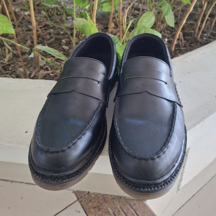 Aloof PENNY Hitam - Sepatu Loafers Pria Kulit Asli Slip On Original Indonesia