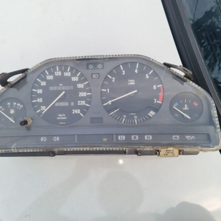 Speedometer bmw e30 original

