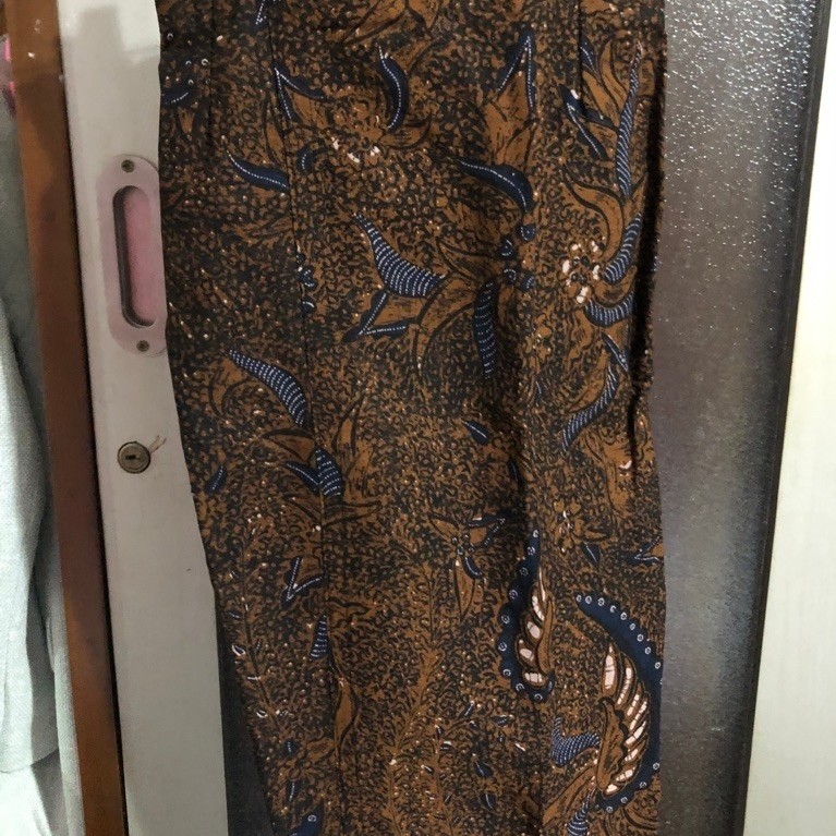 rok batik zest belah samping preloved span kebaya graduation batik rok