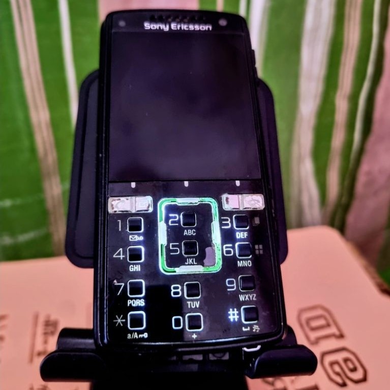 SONY ERICSON CYBERSHOT K850i MINUS