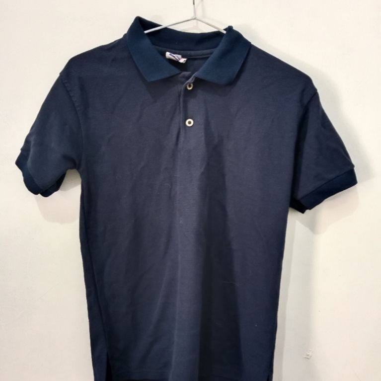 Preloved Kaos Polo