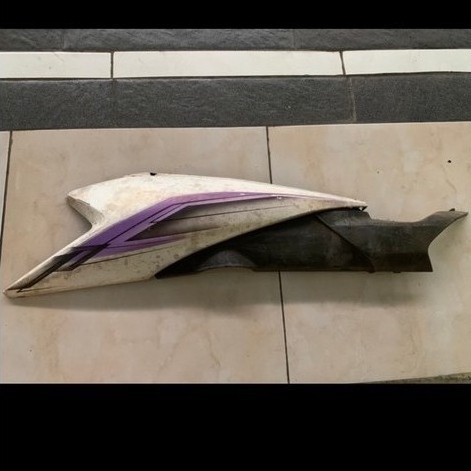 Body belakang blade 110 old sebelah kiri + sambungan ori