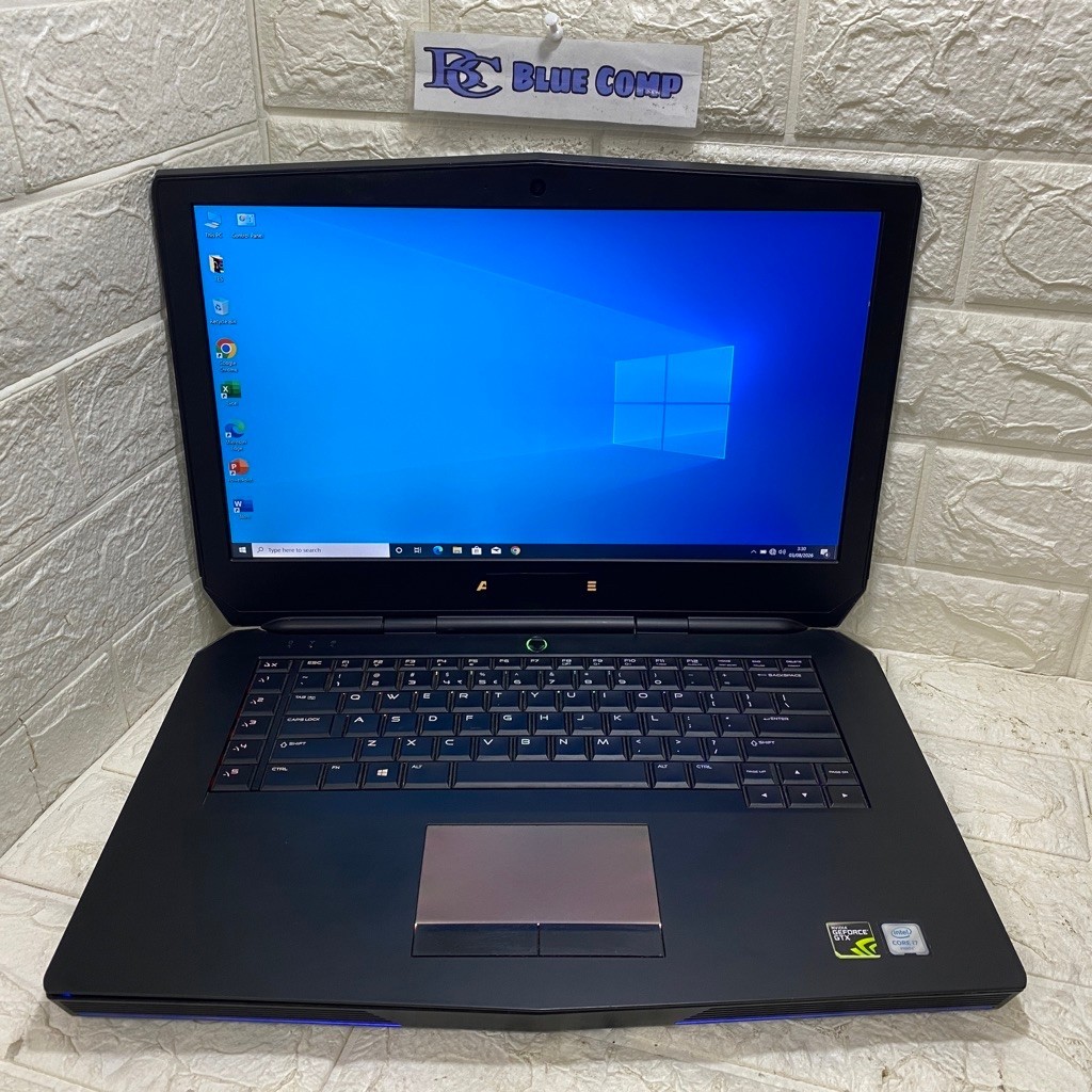Laptop Gaming Alienware 15 R2 Core i7 6700HQ Nvidia GTX Ram 16 GB SSD 256GB Laptop Gaming Render Mur
