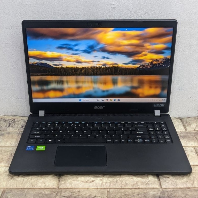 Laptop Acer Travelmate P215 Intel core i5-1135G7 RAM 8GB SSD 512GB VGA MX330