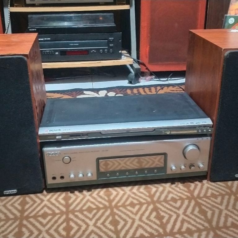 Ampli, dvd dan speaker aowa satu set