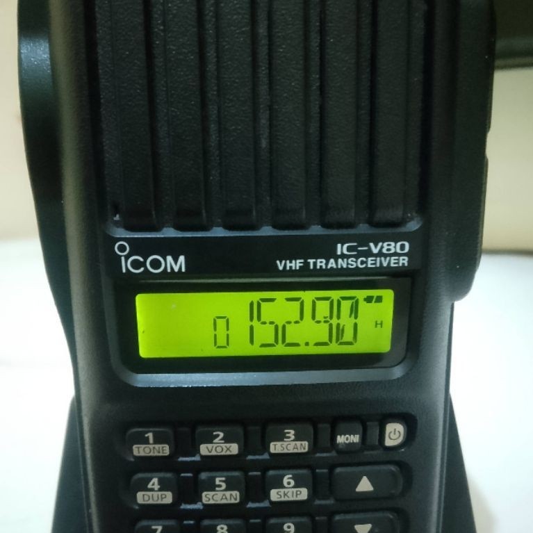 HT ICOM IC V80 VHF BEKAS ORIGINAL SEGEL ELI JAPAN MULUS 95% FUNGSI NORMAL TX RX OK