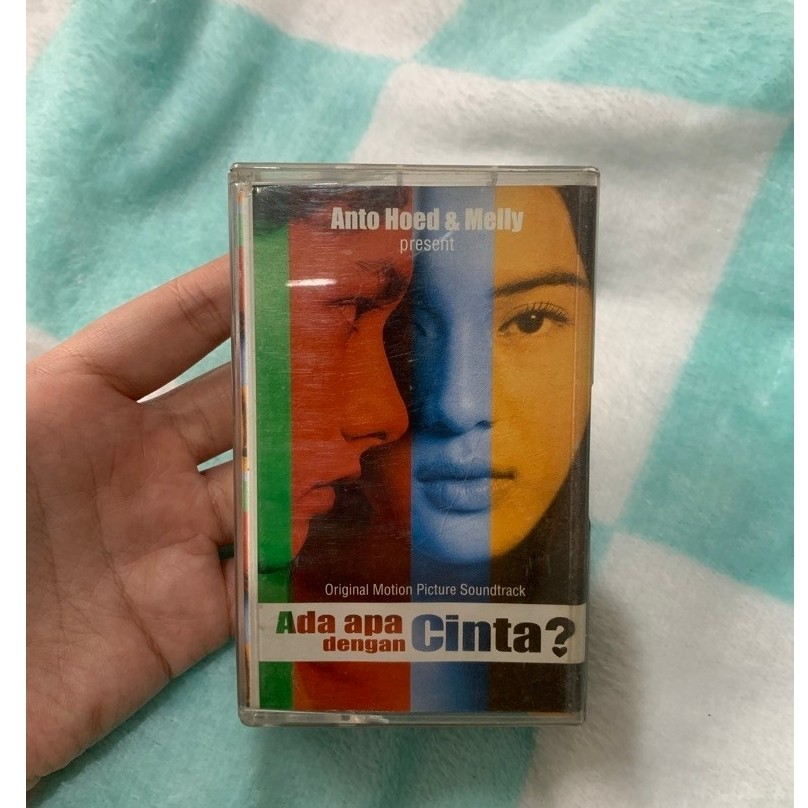 Kaset Ada Apa Dengan Cinta?