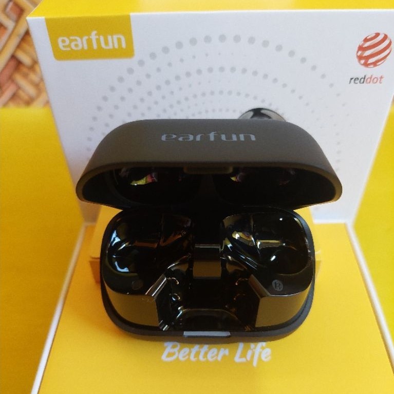 Charger/Charging Case Earfun Air Pro 4+
