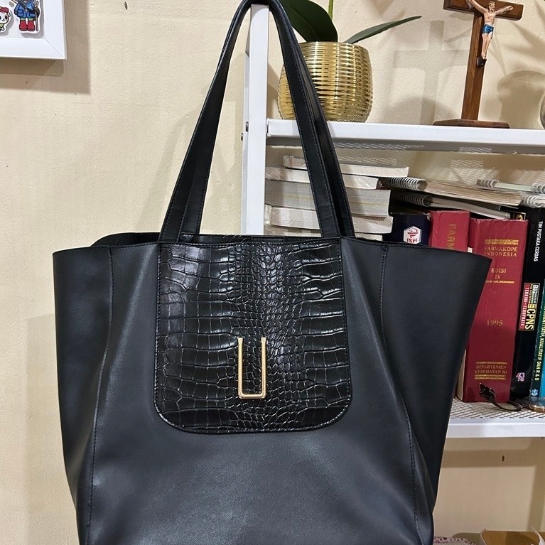 PRELOVED TAS JOSVLI