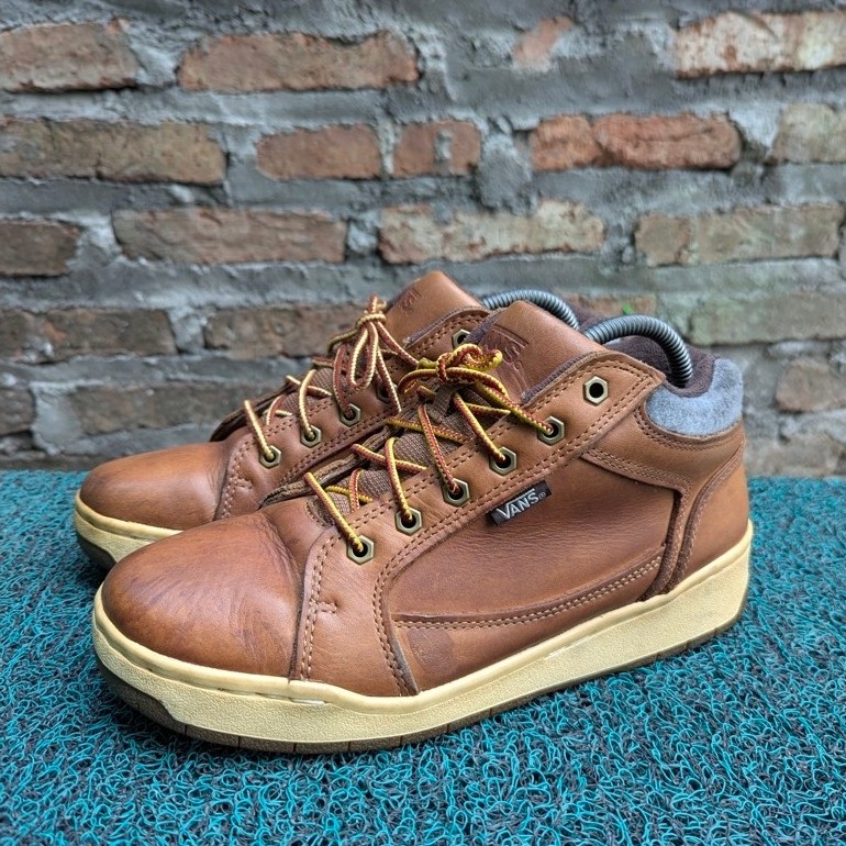 VANS KULIT SIZE 43 ( SECOND ) sesuai foto vidio