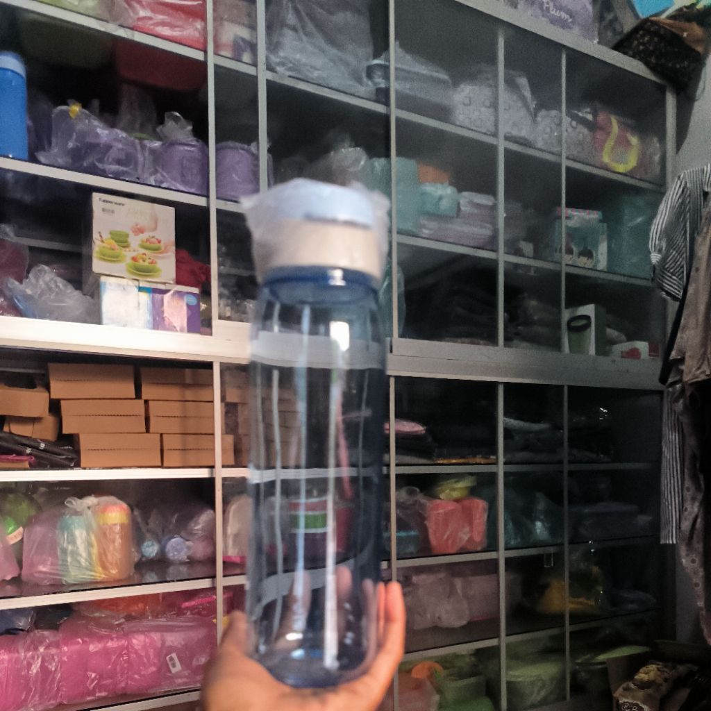 Tupperware H2GO Botol Minum Biru Bahan Crystal